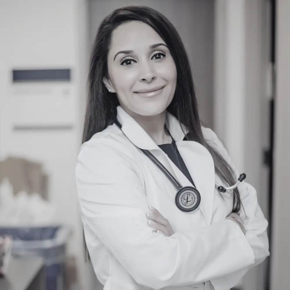 Ruby Gill, Nurse Practitioner and functional medicine provider at EyeFACE Institute