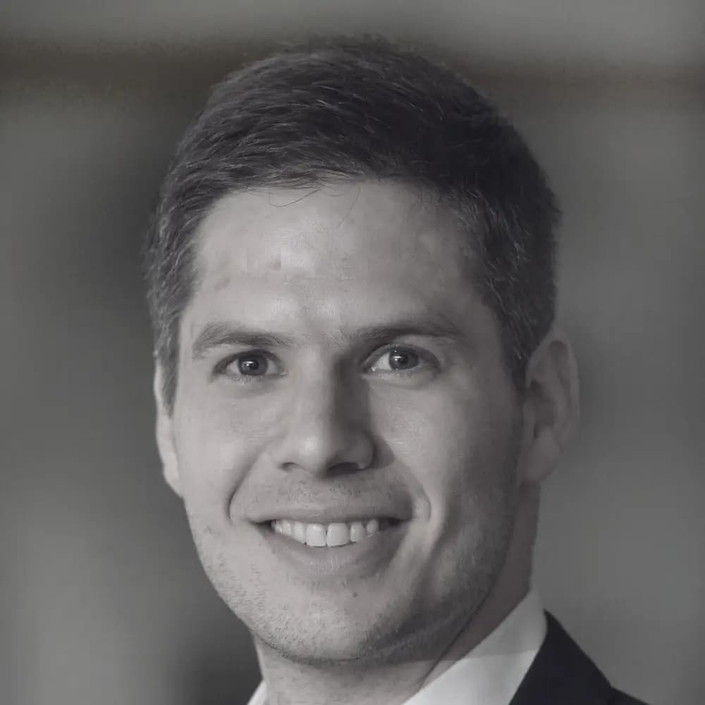 Dr. Robert Adam, Eye Physician & Oculoplastic Surgeon at EyeFACE Institute Toronto